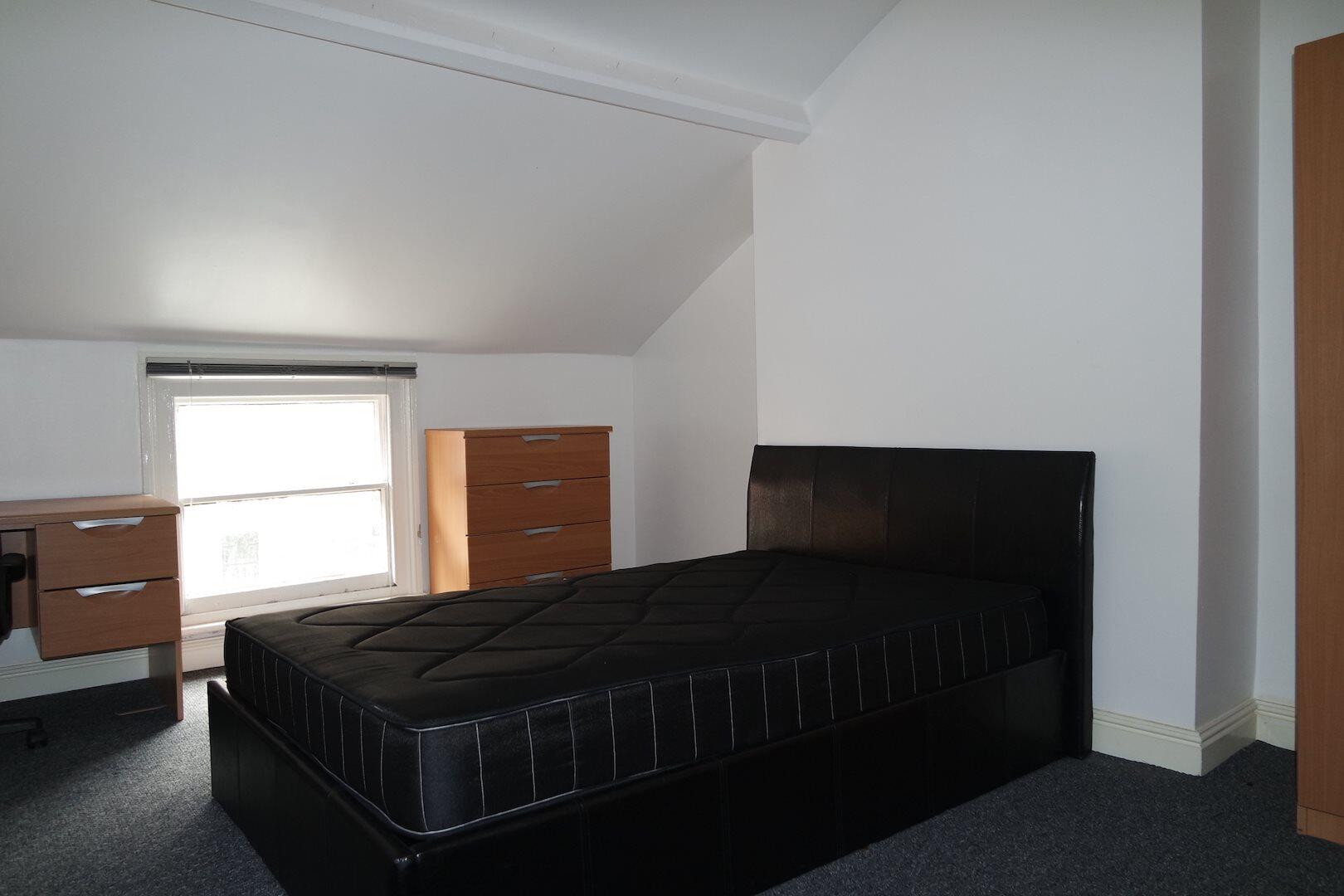 8 beds student accommodation in Lincoln · Available from 12th August 2024