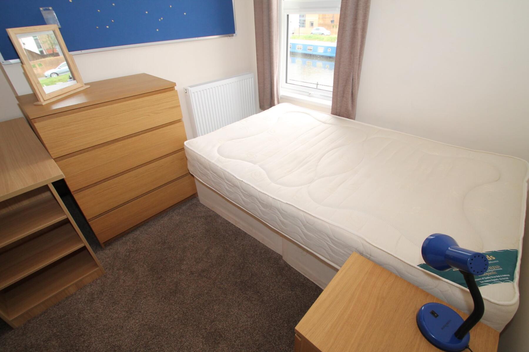 6 beds student accommodation in Lincoln · Available from 1st July 2025